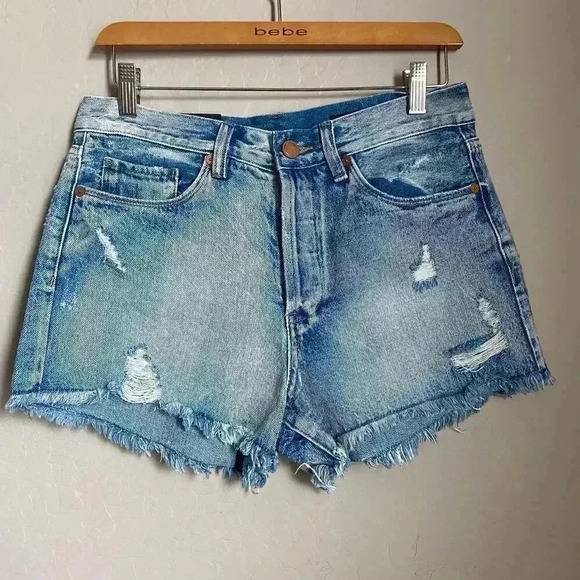 BlankNYC High-Rise Distressed Denim Shorts Hollyweird Size 28‎